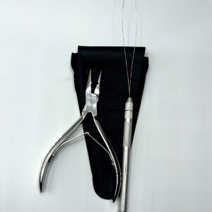 New Hair extension plier and loop tool set. Light weight, professional kit.